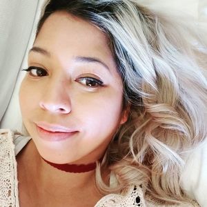 Meet your Posher, Lucy